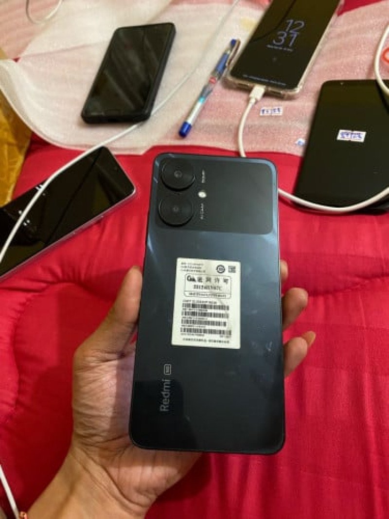 Redmi 13R 5G China Ram4g+4/128g