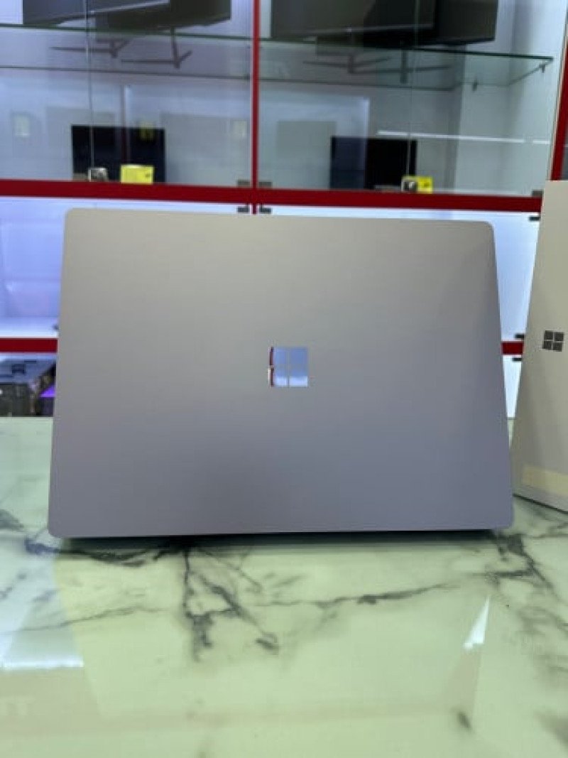 Surface Laptop 5 99.99% new