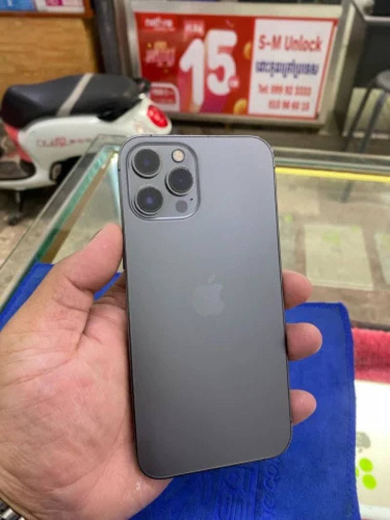 📱IPhone 12 Pro Max 128G សានុំស្រុីន ដូរថ្មរួច 100%