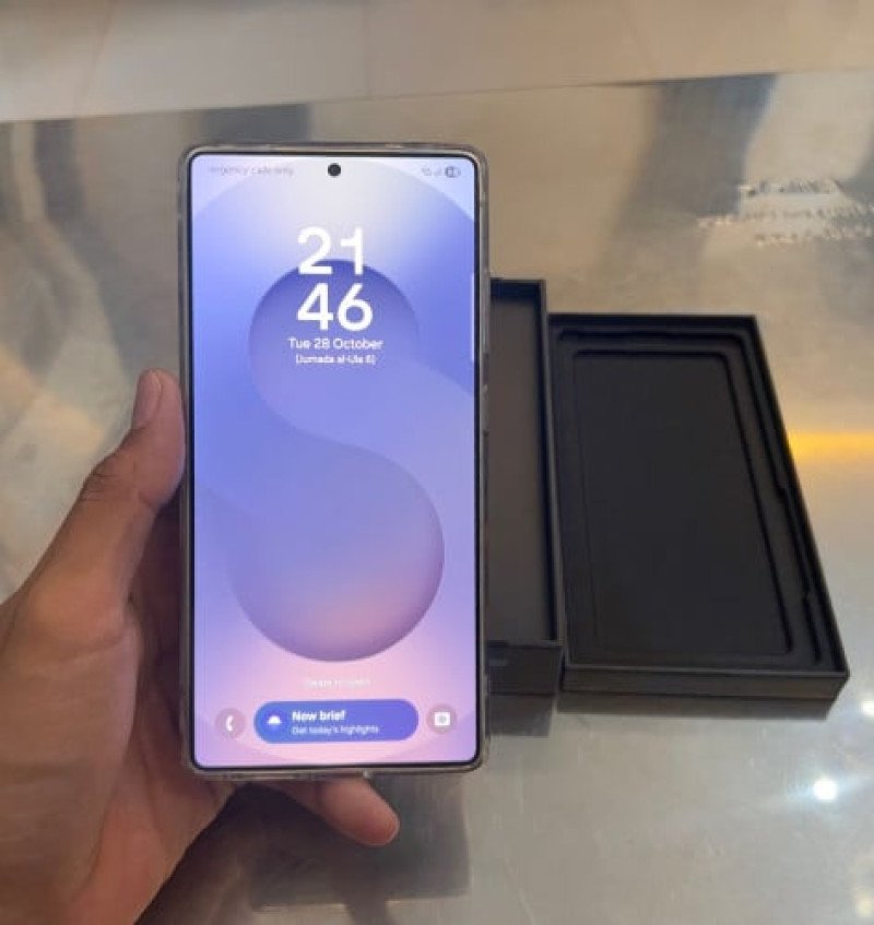 Sumsung s25ultra មួយទឹកស្អាត99%មានទាំងប្រអប់