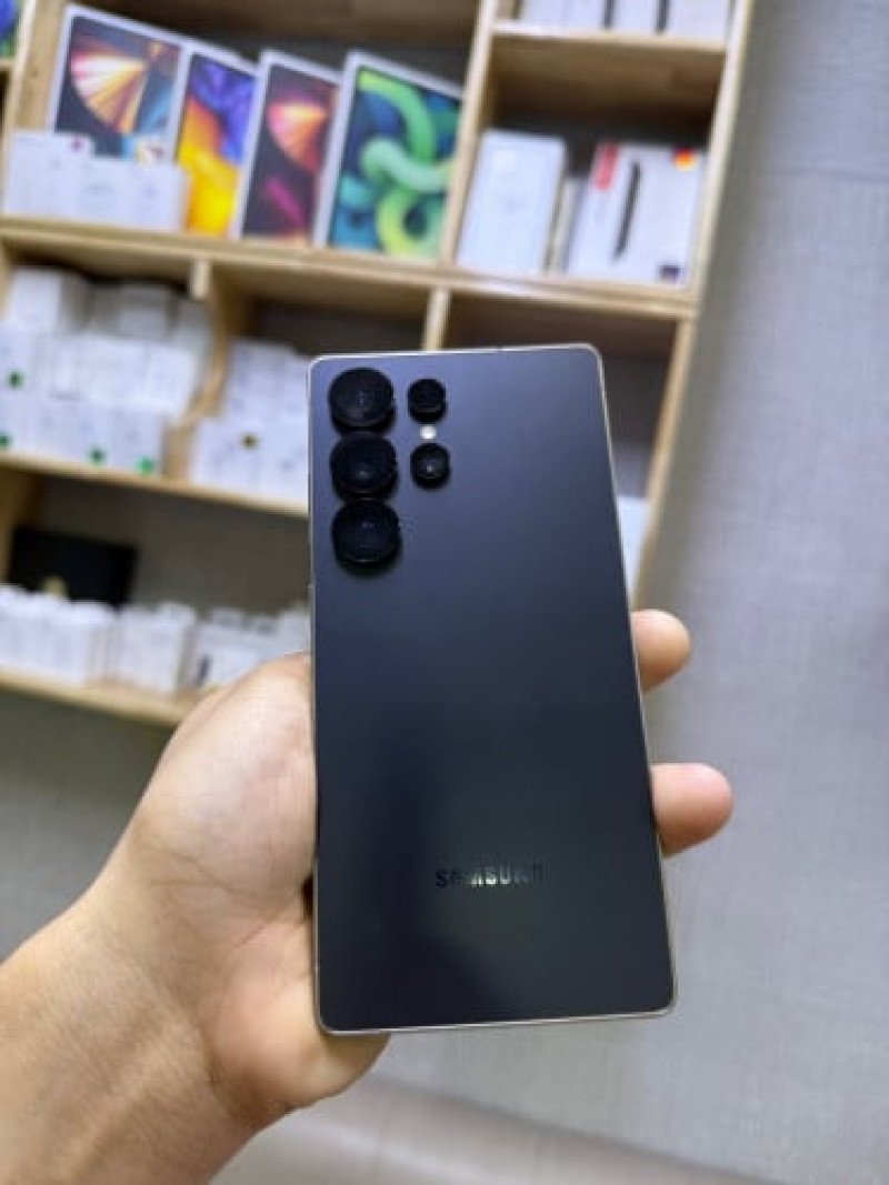 Samsung S25ultra  Storage 256G  ក្រុមហ៊ុន sim2  ស្អាត 99.99%