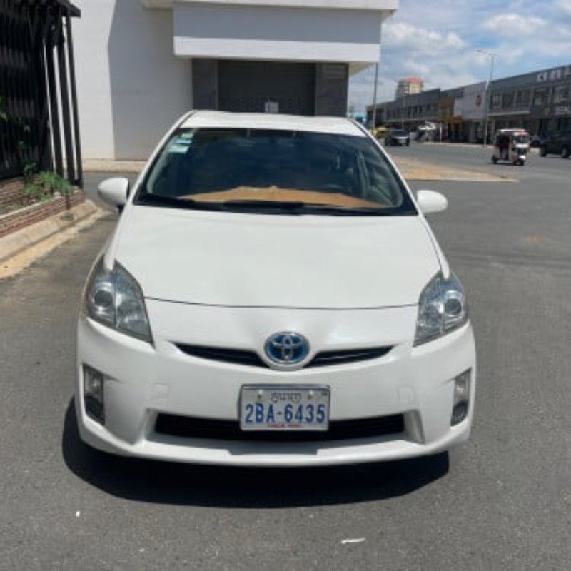 ឡានលក់ Toyota Prius year 2010, option 3 បាសJBL