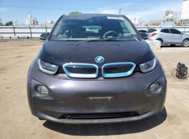 BMW i3 សាំង+អគ្គិសនី ឡានស្អាត ឡានក្រដាសពន្ធ