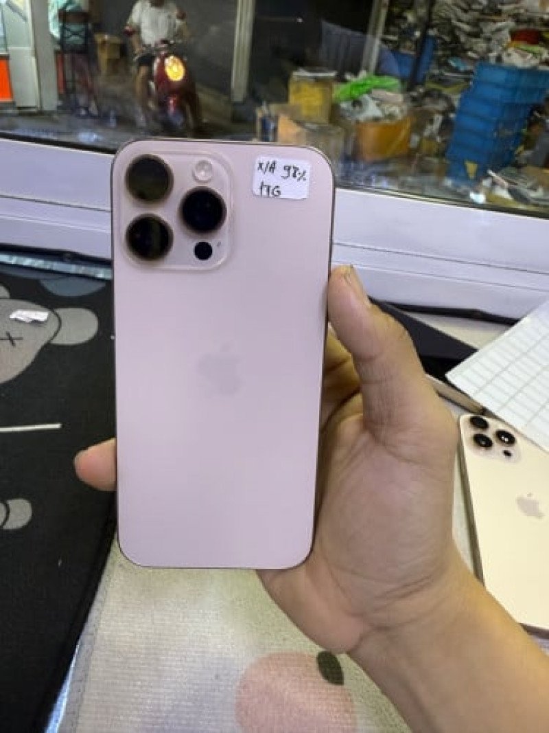 iPhone16promax  Storage 1TG 😳