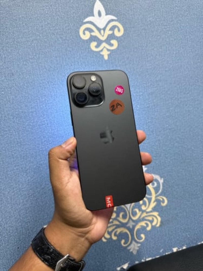 16 pro max 256g x/a 99%  Battery 100%