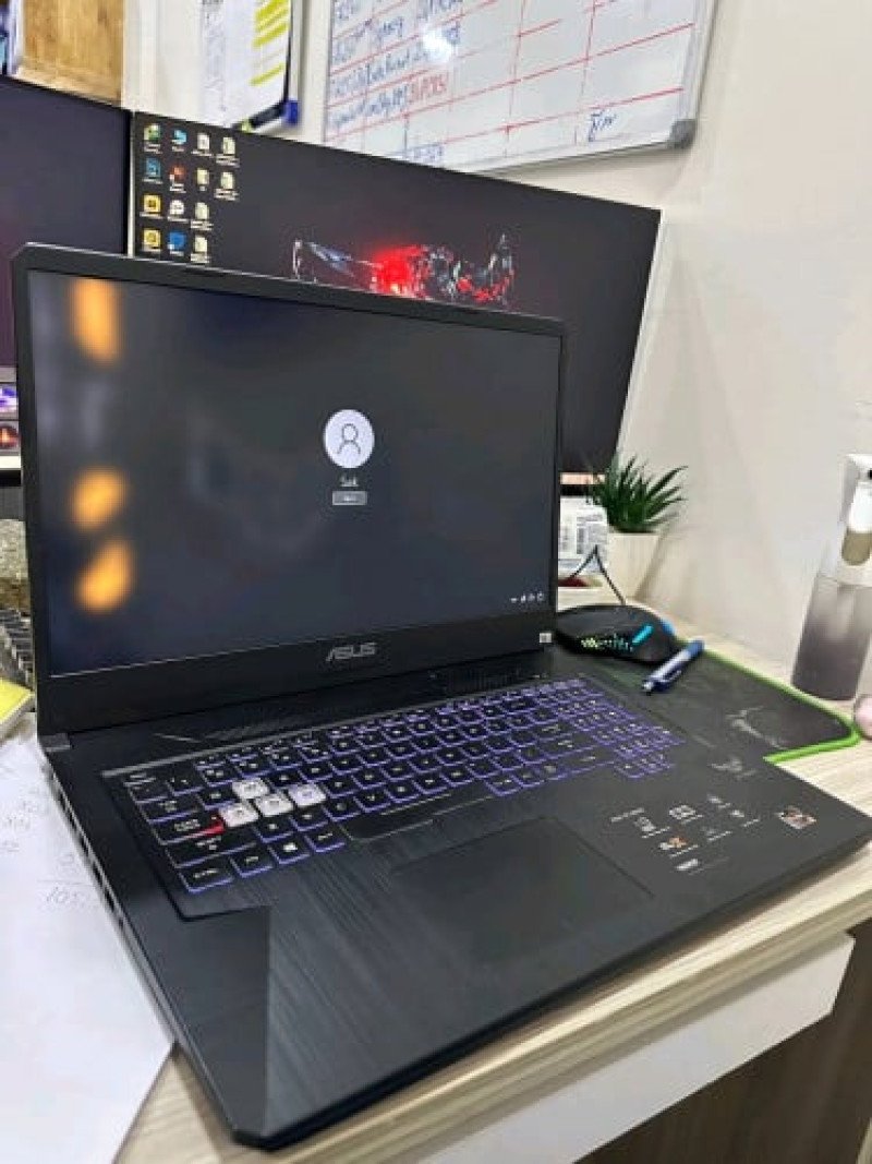 Asus Gaming FX705DT 17inch CPU Ryzen 5Ram 16GB