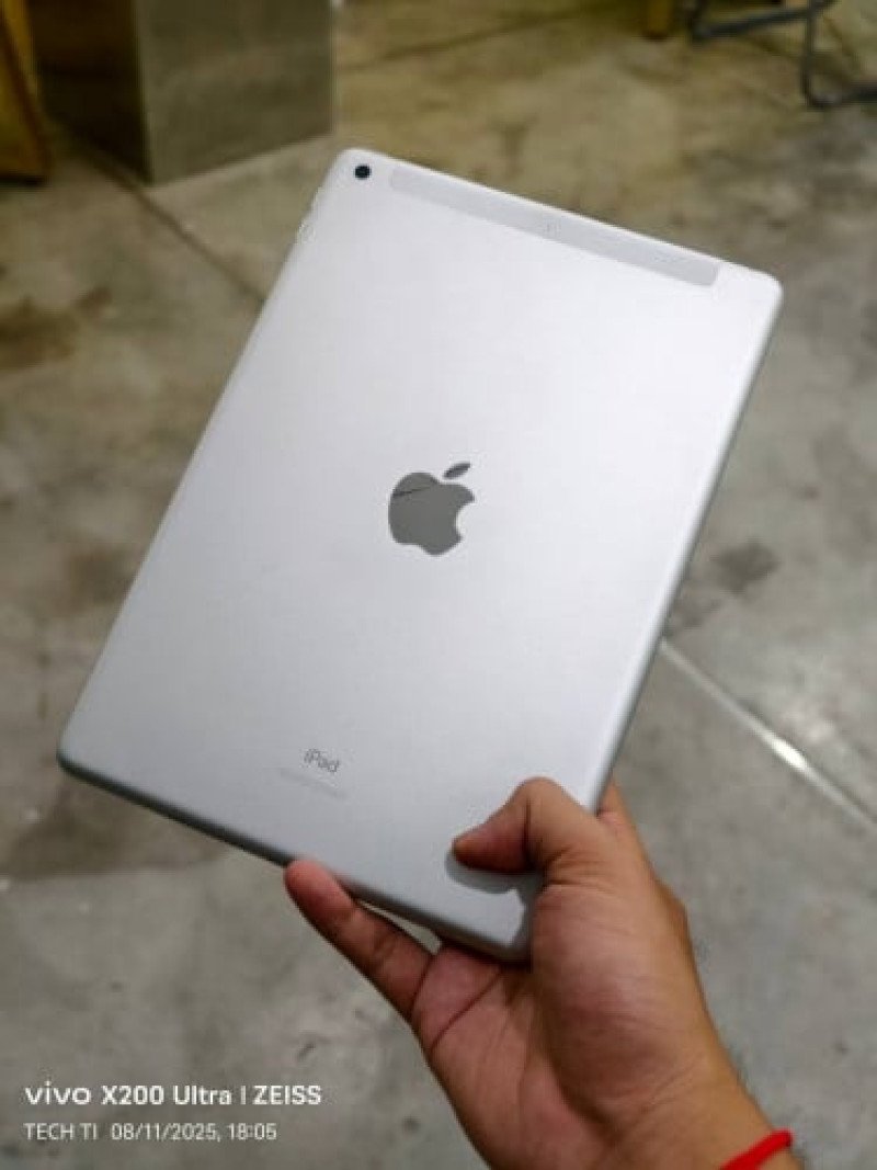 iPad 9th Gen 64Gb Sim 99%