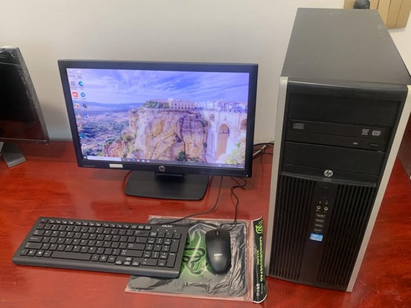 Desktop ឈុតសម្រាប់ការងារ Office