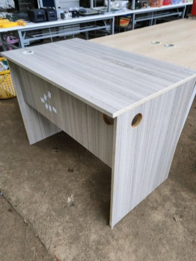 មានច្រើនតុ